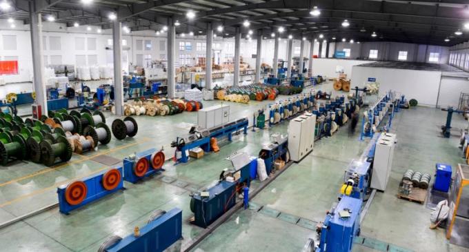 ADSS GYXTW 광섬유 케이블 외관 광 케이블 단일 모드 MDPE 광 케이블 24 코어 광 케이블 14