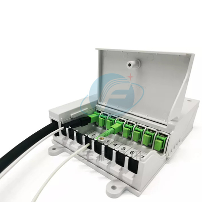 SC 셔터 어댑터와 1x8 PLC 분배기 FTTH 광 터미널 박스 8 핵심